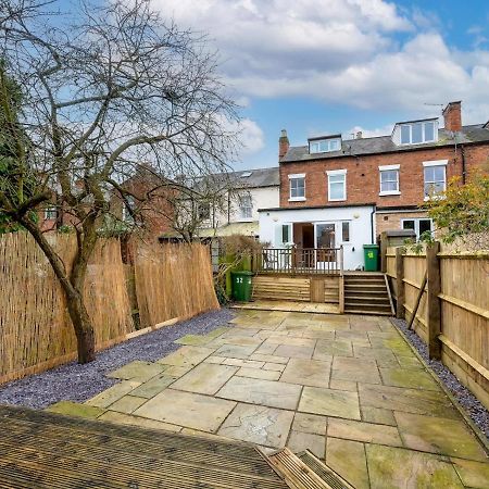 Pass The Keys 3 Storey Townhouse Shrewsbury Eksteriør bilde