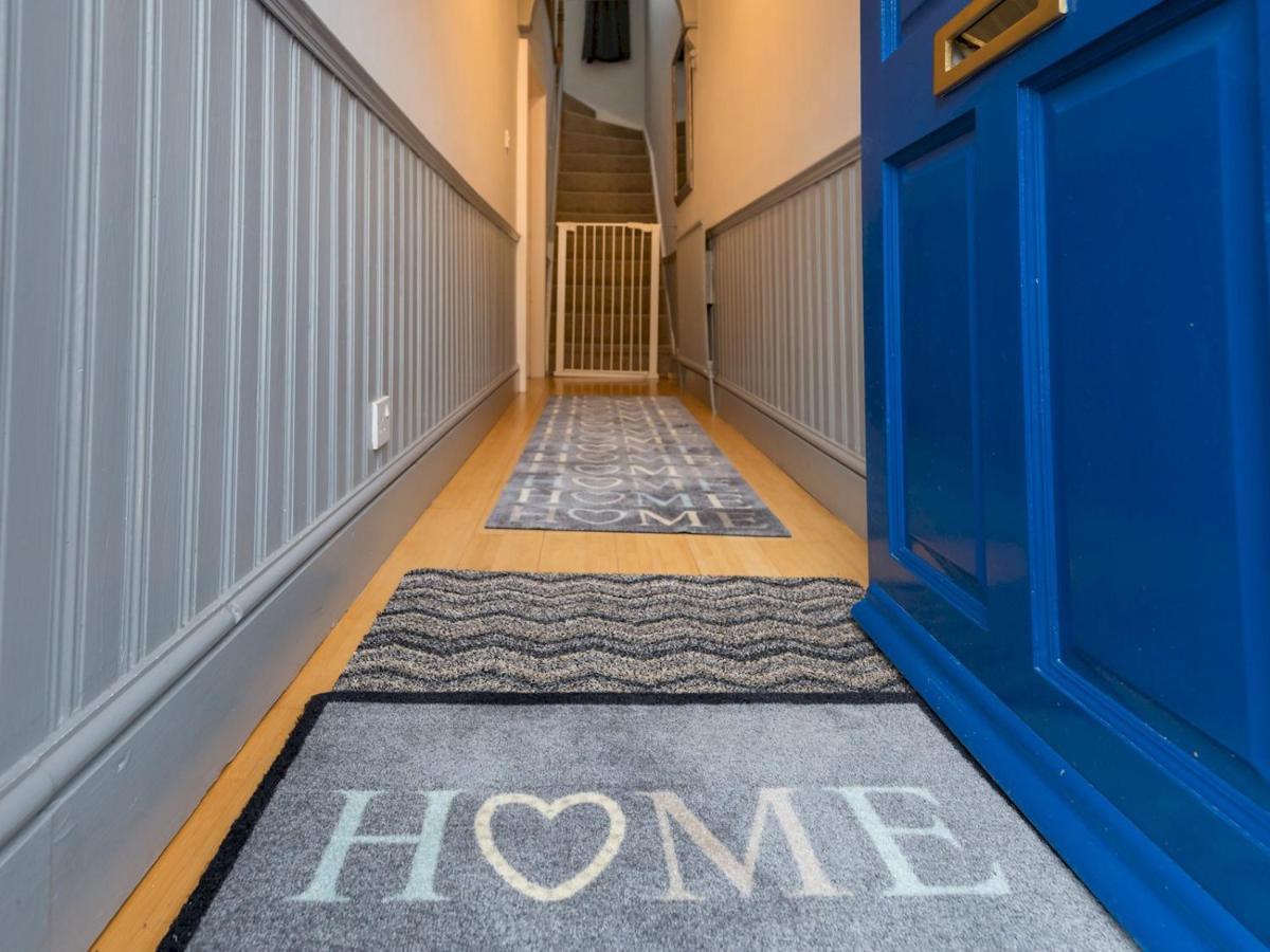 Pass The Keys 3 Storey Townhouse Shrewsbury Eksteriør bilde